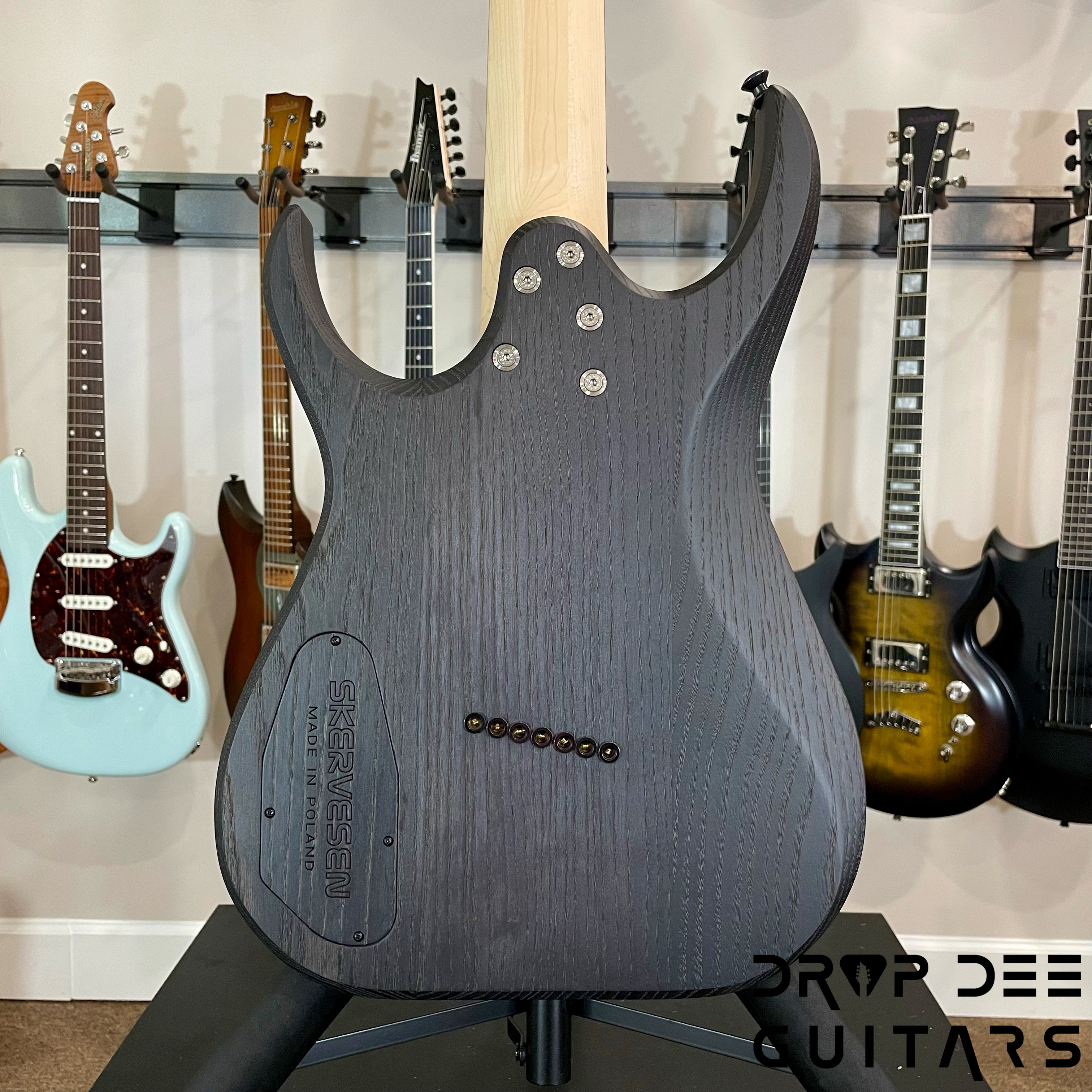 Skervesen Raptor 7 Multiscale 7-String Electric Guitar w/ Case